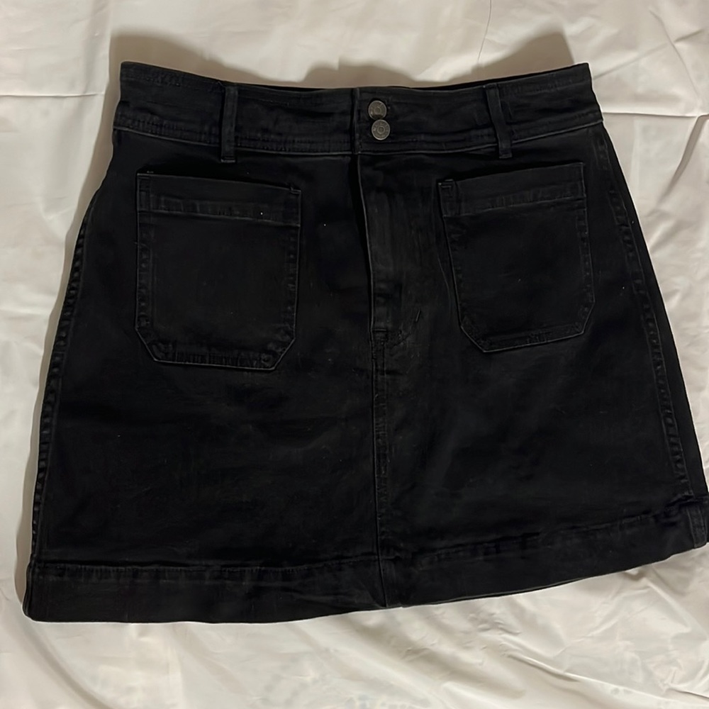 Madewell black denim skirt
